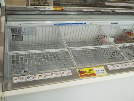 冷凍食品の棚