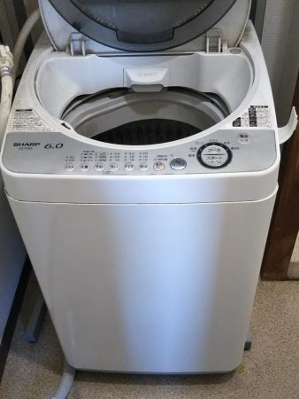 古い洗濯機