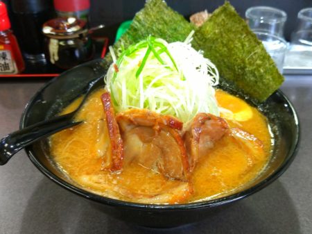 ねぎチャーシュー味噌ラーメン