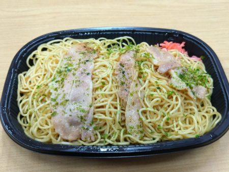 大盛！豚カルビの塩焼そば