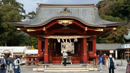 鶴岡八幡宮